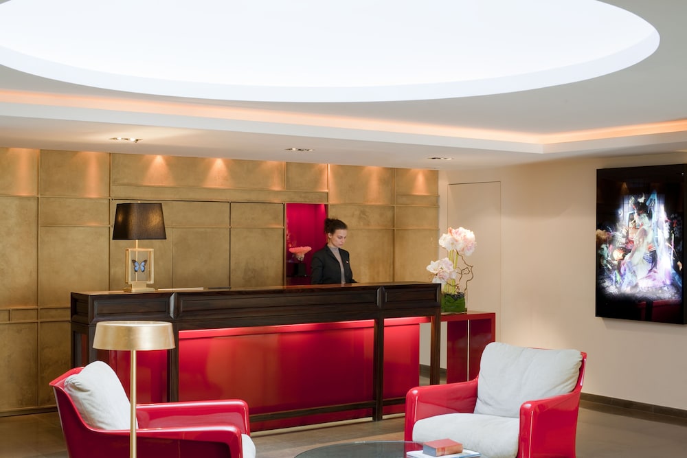 Lobby at NH Paris Champs-Elysees, PARIS