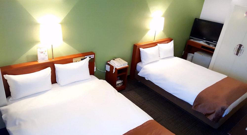 TOKYO PLAZA HOTEL 21/49