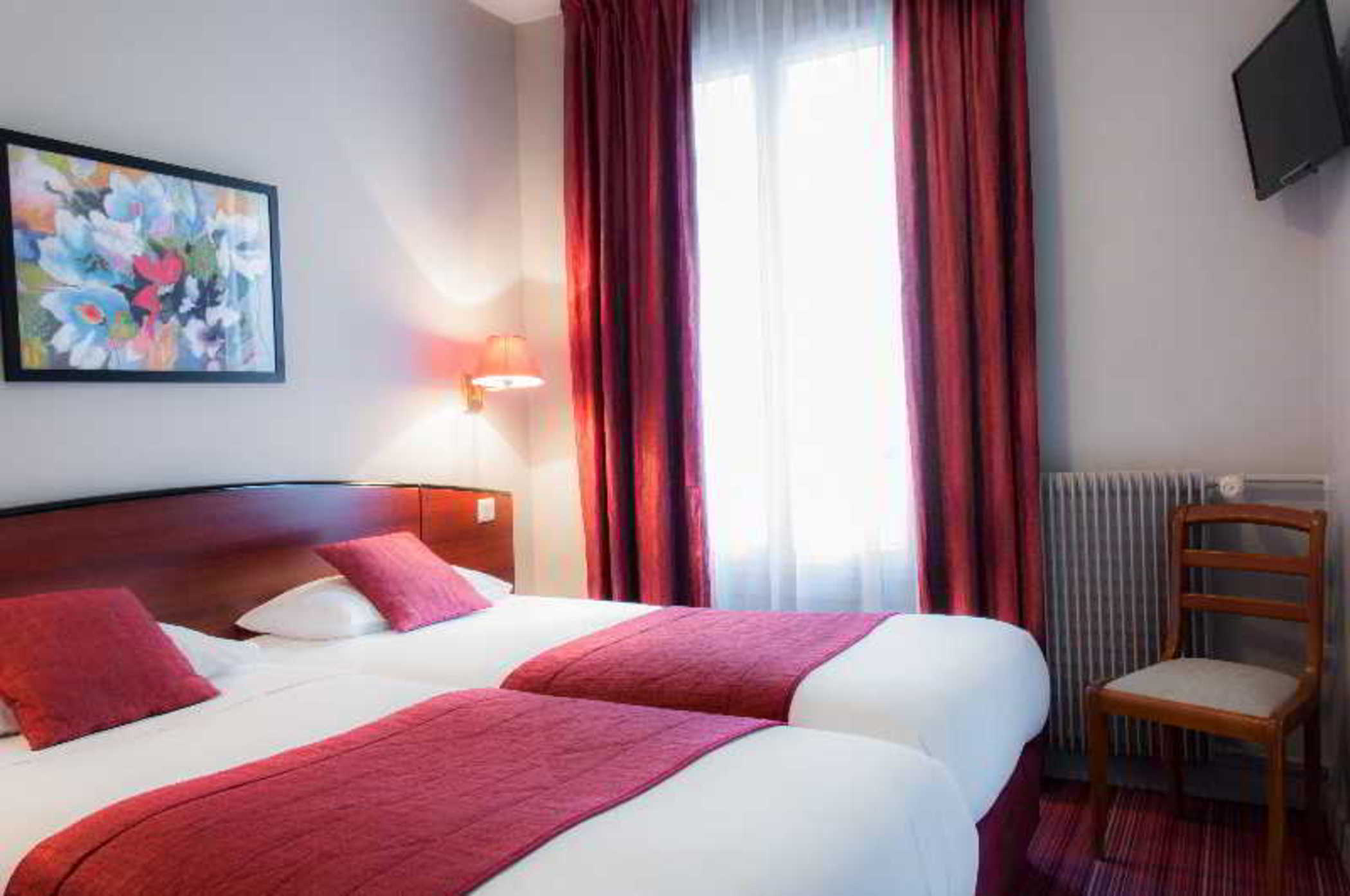 ROOM, TRIPLE