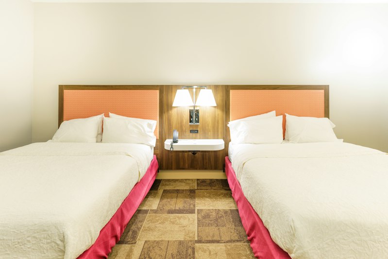 Hampton Inn Garden City, KS 6/33