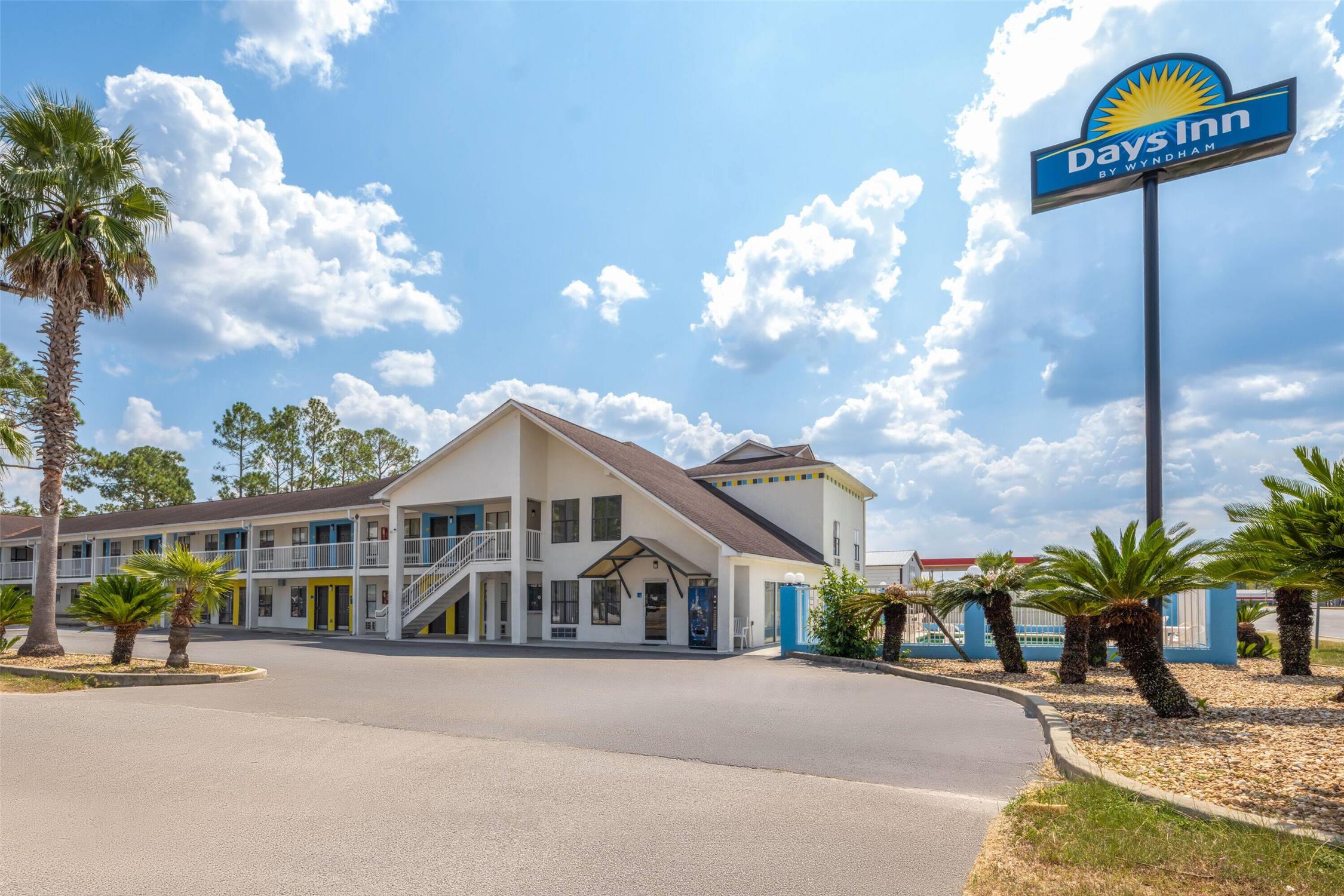 Days Inn by Wyndham Alma 6/41
