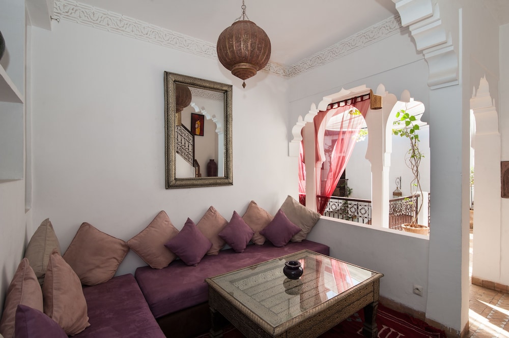 Riad Anya 28/50