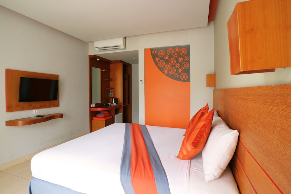DELUXE, DOUBLE OR TWIN BED, POOL ACCESS, GROUND FLOOR