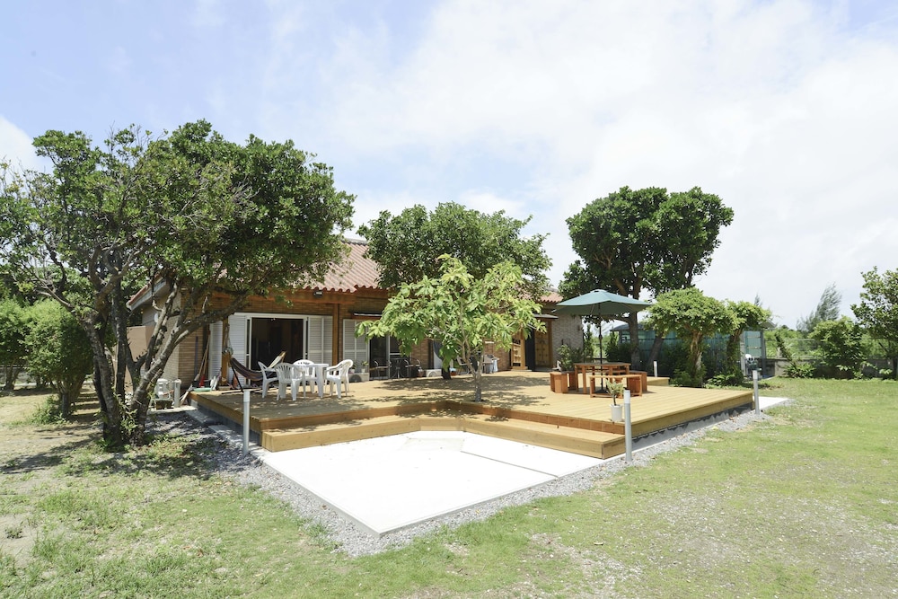 Hali Hali House 33/41