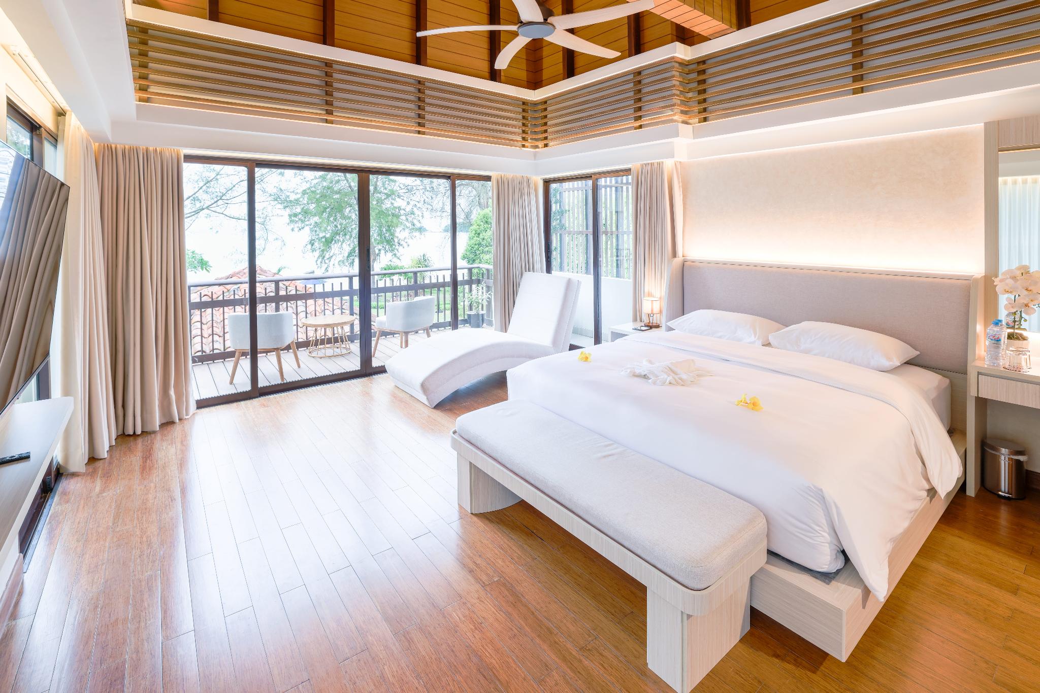 4 Bedrooms, Pool, Villa, 3 Queen Beds, Beach Front