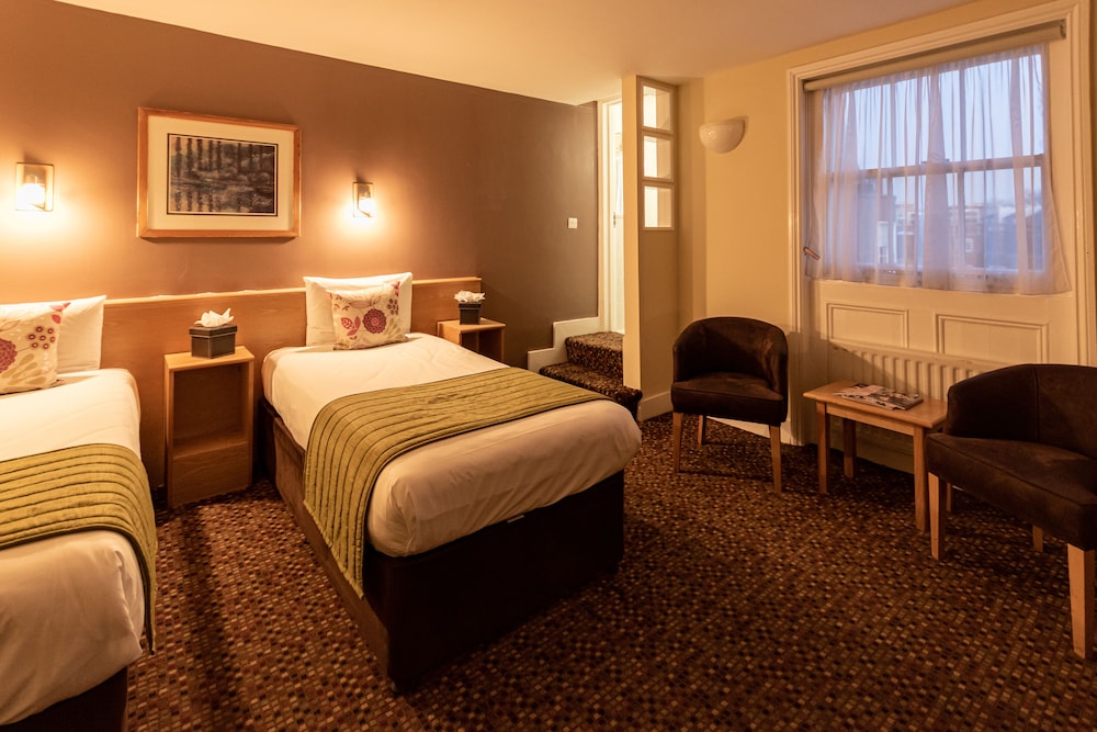 Darlington Hyde Park 32/55