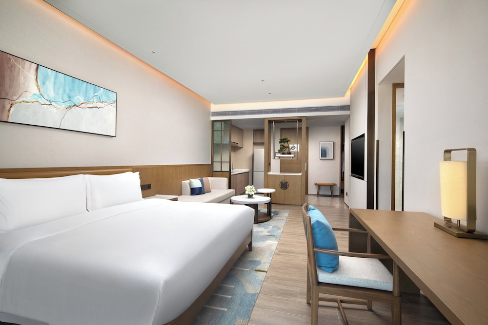 Suite, Multiple Beds