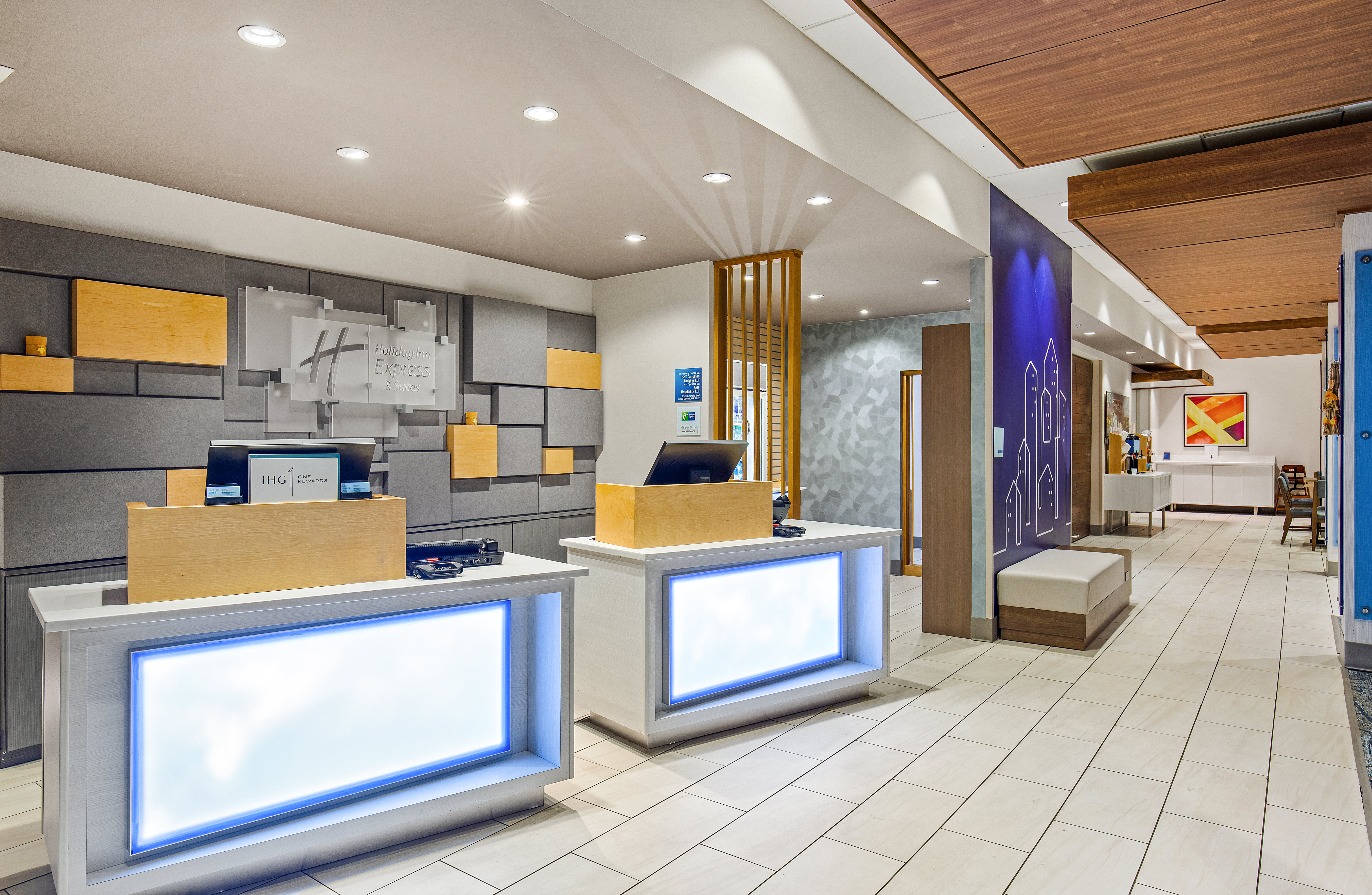 Holiday Inn Express Suites Carrollton West 1/29