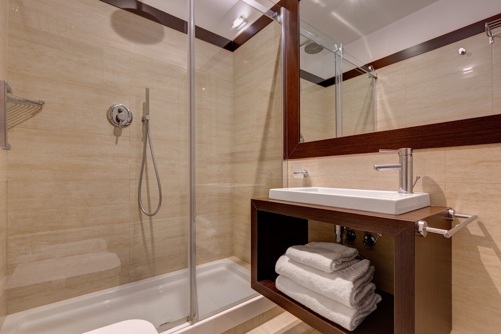 Intown Luxury House 49/55