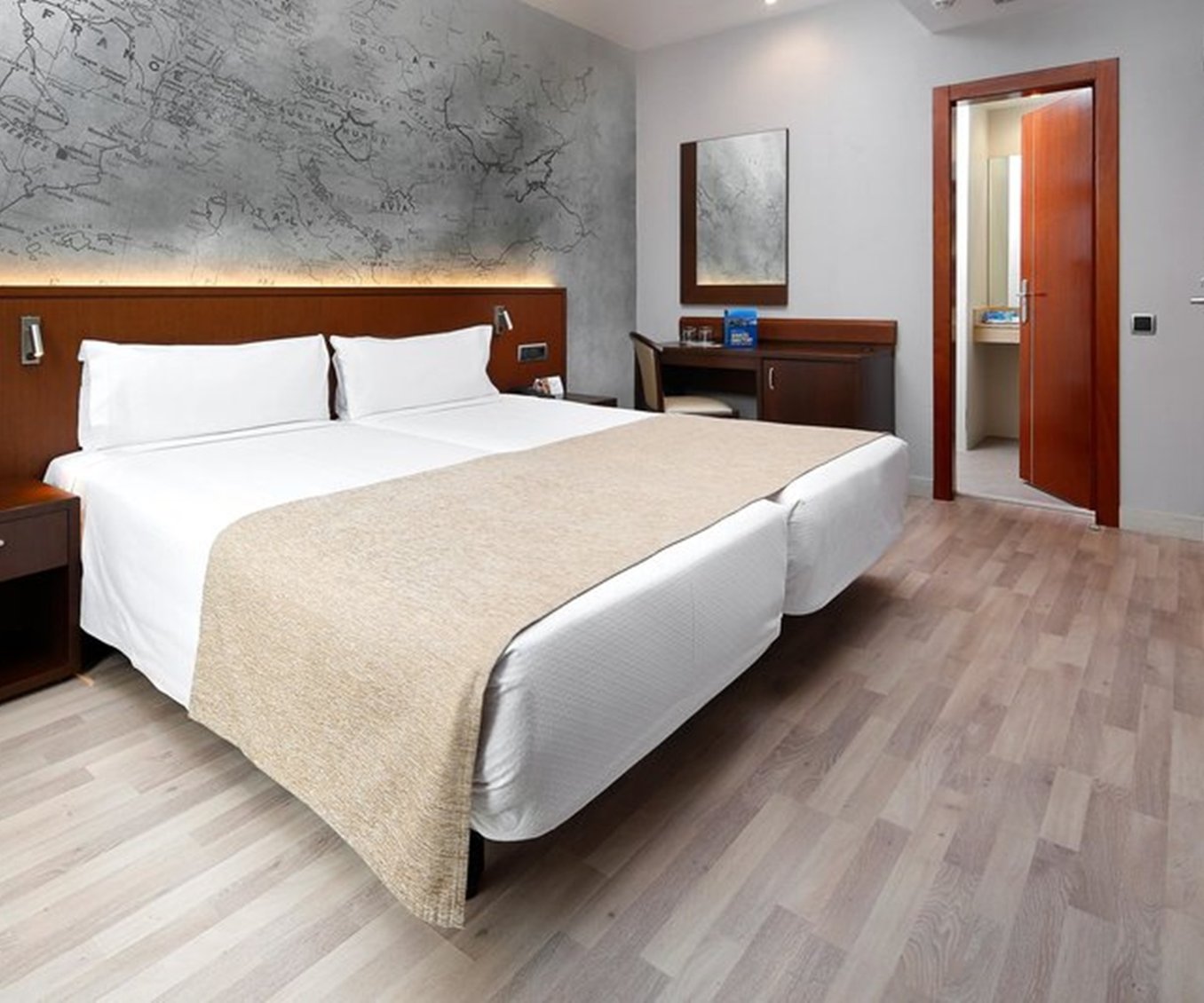 Hcc Taber Hotel 20/57