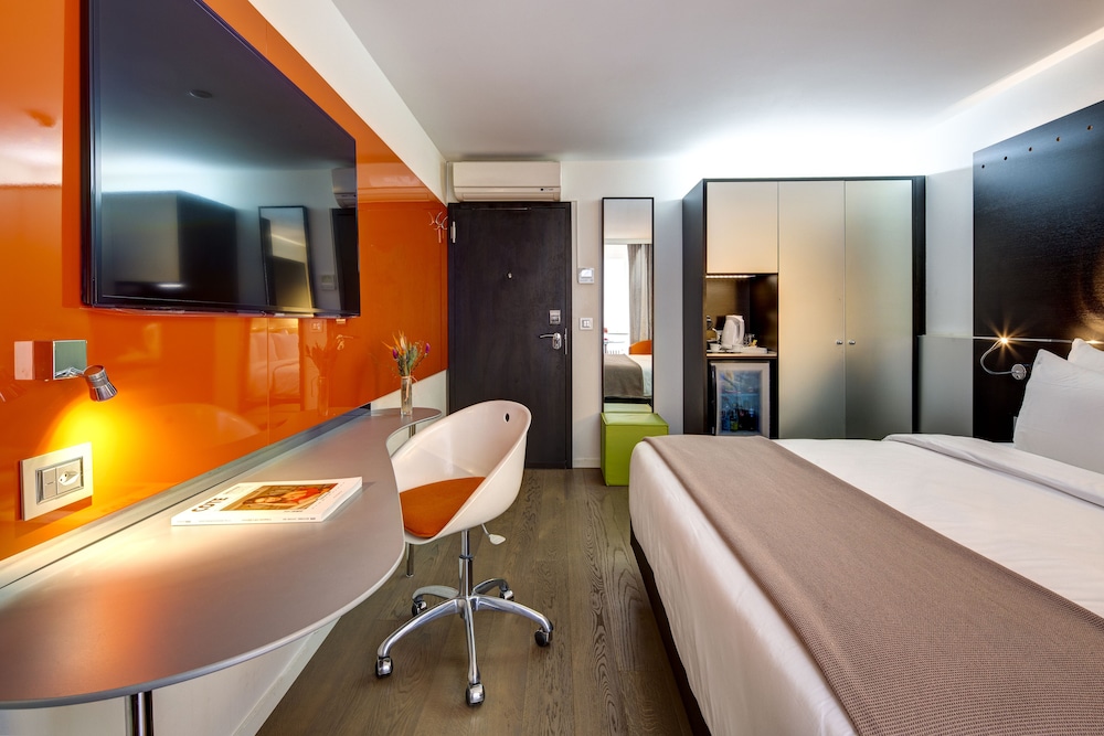 Design Hotel F6 23/44