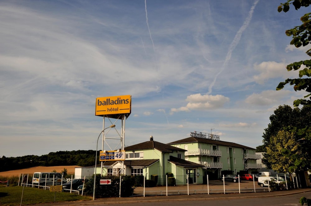 Hotel Balladins Roissy Cdg Saint Mard 7/37