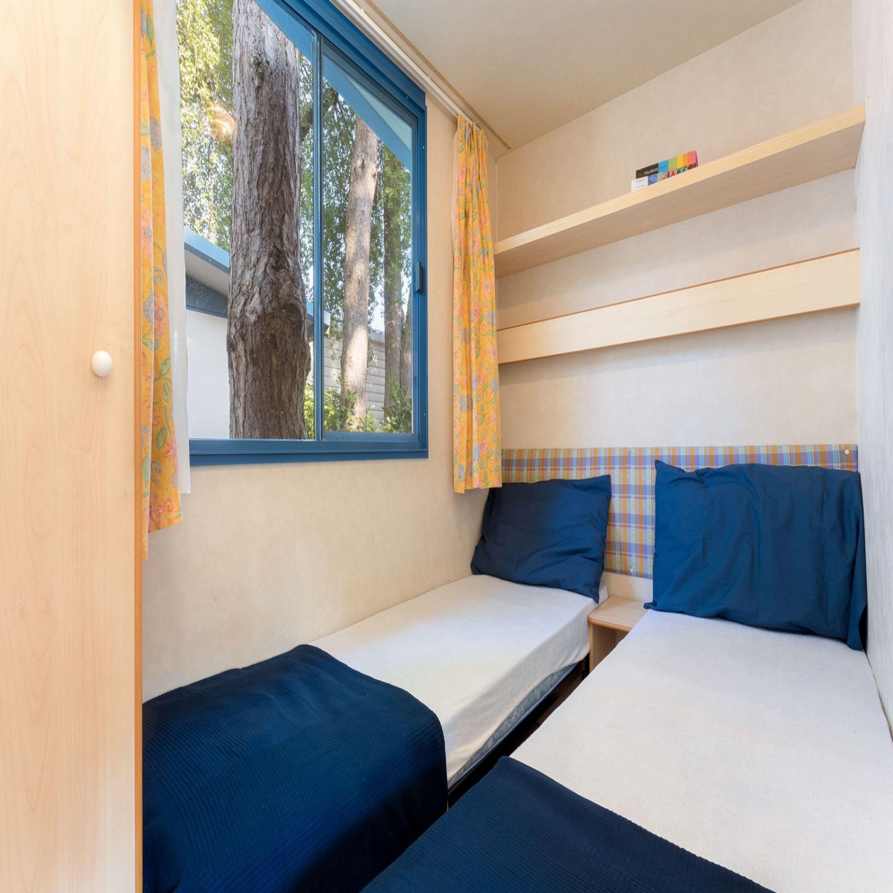 2 Bedrooms, Mobile Home, 2 Bathrooms