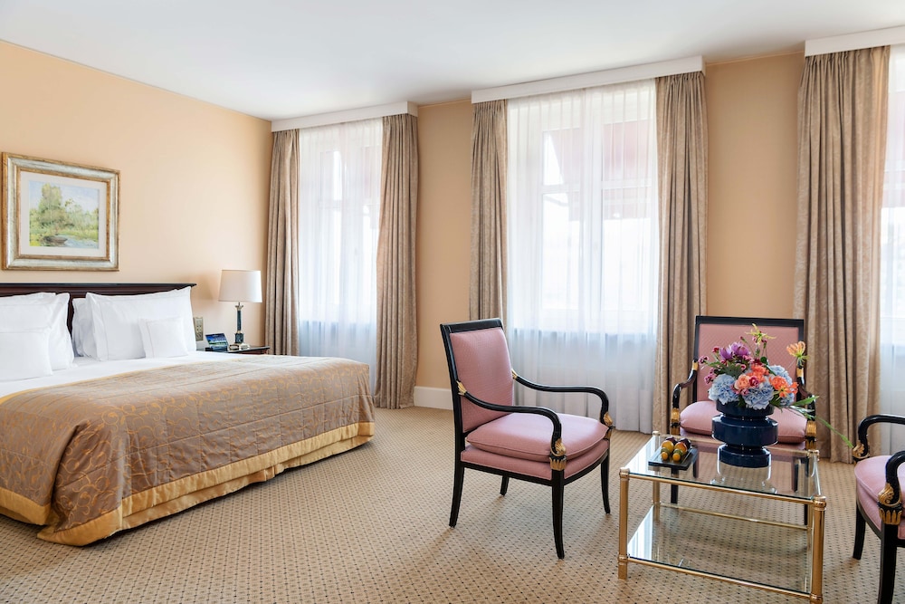 City, Classic, Executive, King Bed