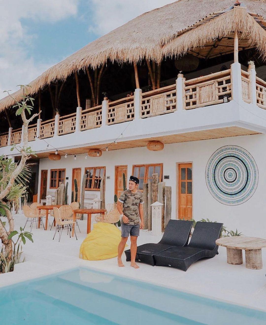 Mohini Komodo Resort 1/40