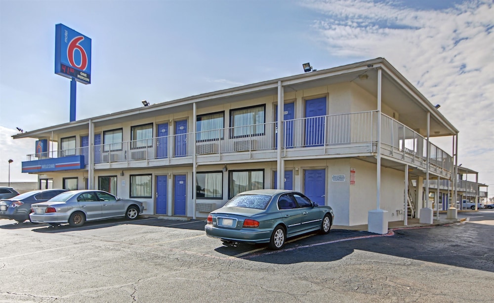 Motel6 Denton, TX - UNT 44/60
