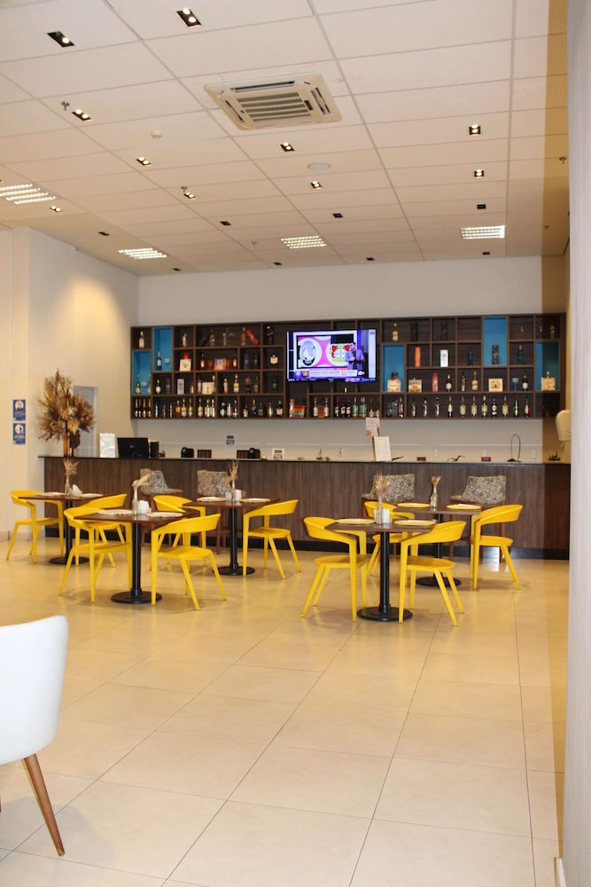 TULIP INN SETE LAGOAS 33/44