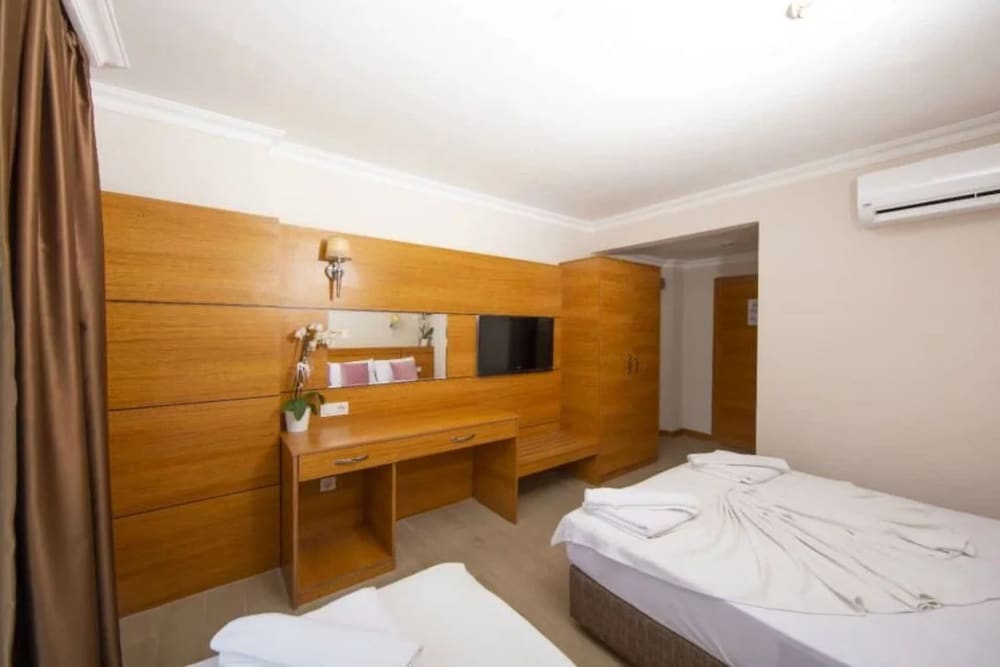 Elit Life Hotel 32/59