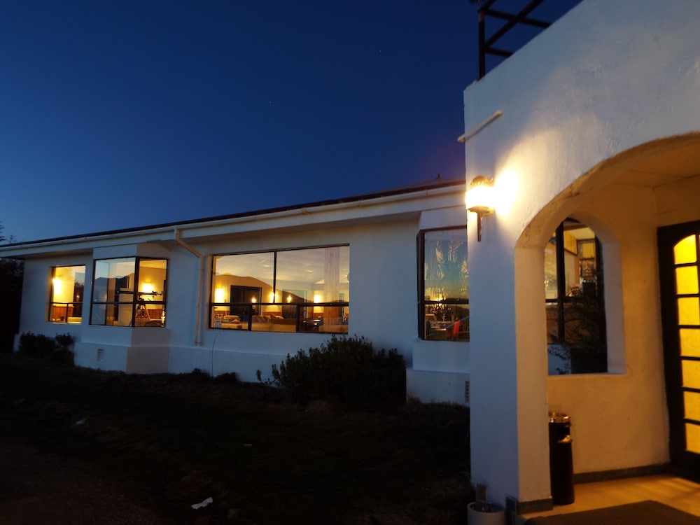 HOTEL HD NATALES 5/68