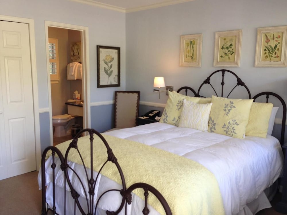 Apple Farm Inn 27/65