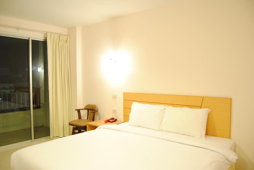 Baan Manthana Hotel 11/50