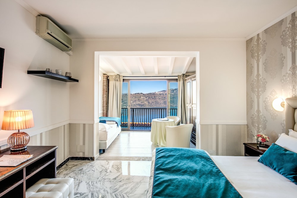 Hotel Castel Vecchio 25/48