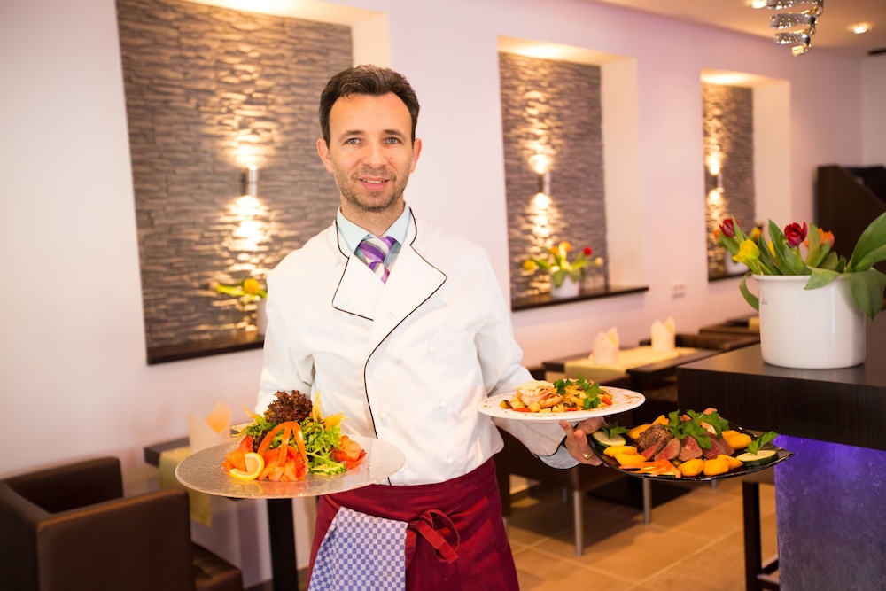 Boutique Hotel Goldene Henne 12/58