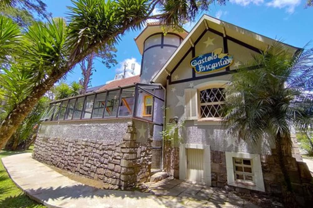 Tri Hotel Canela 2/39