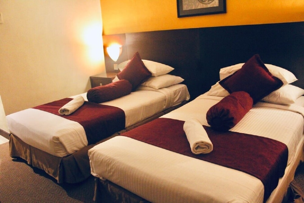GRAND PUTERI HOTEL 6/15