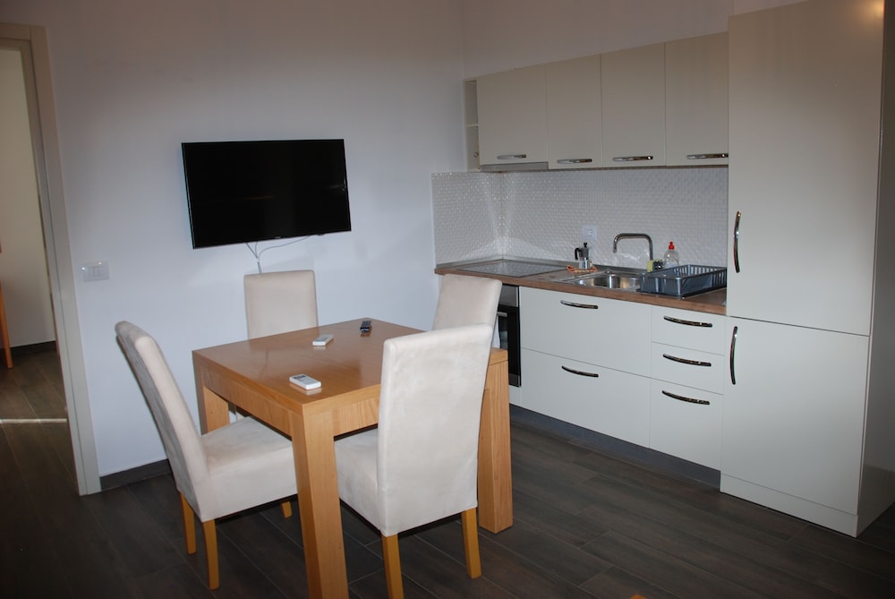 Sunrise Luxury Apartment 38/50