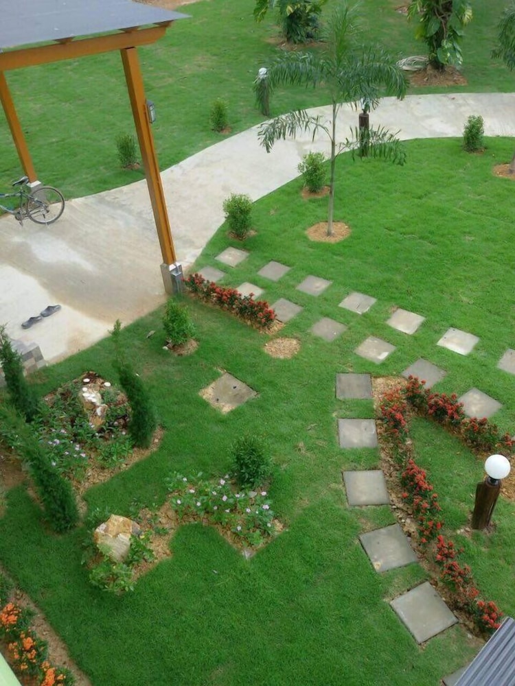 Morakot Lanta Resort 53/63