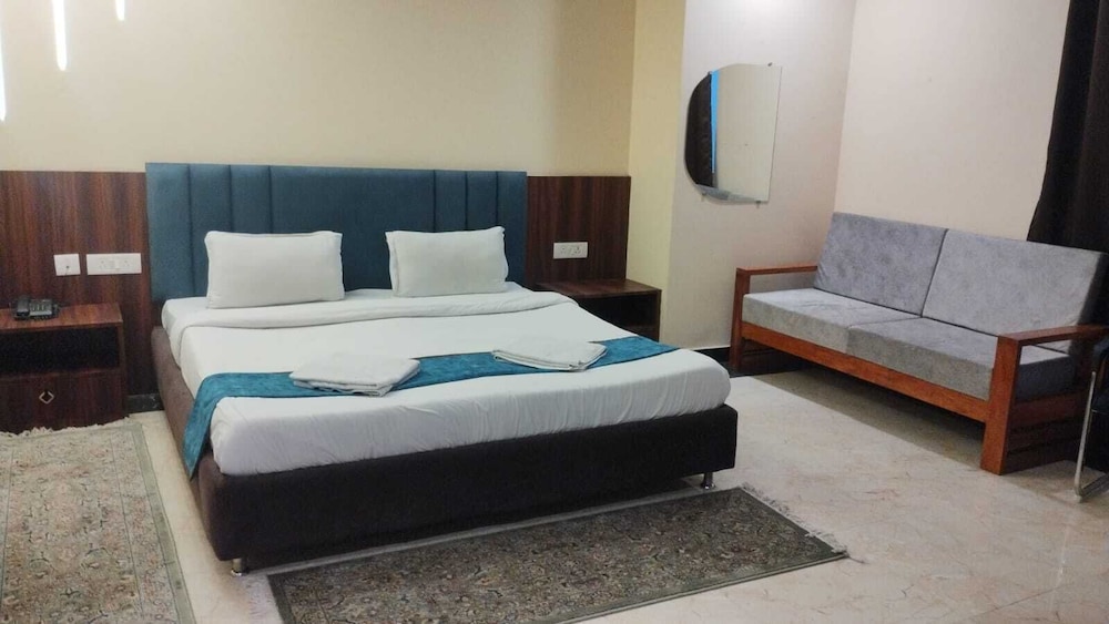 SUPERIOR, DOUBLE BED