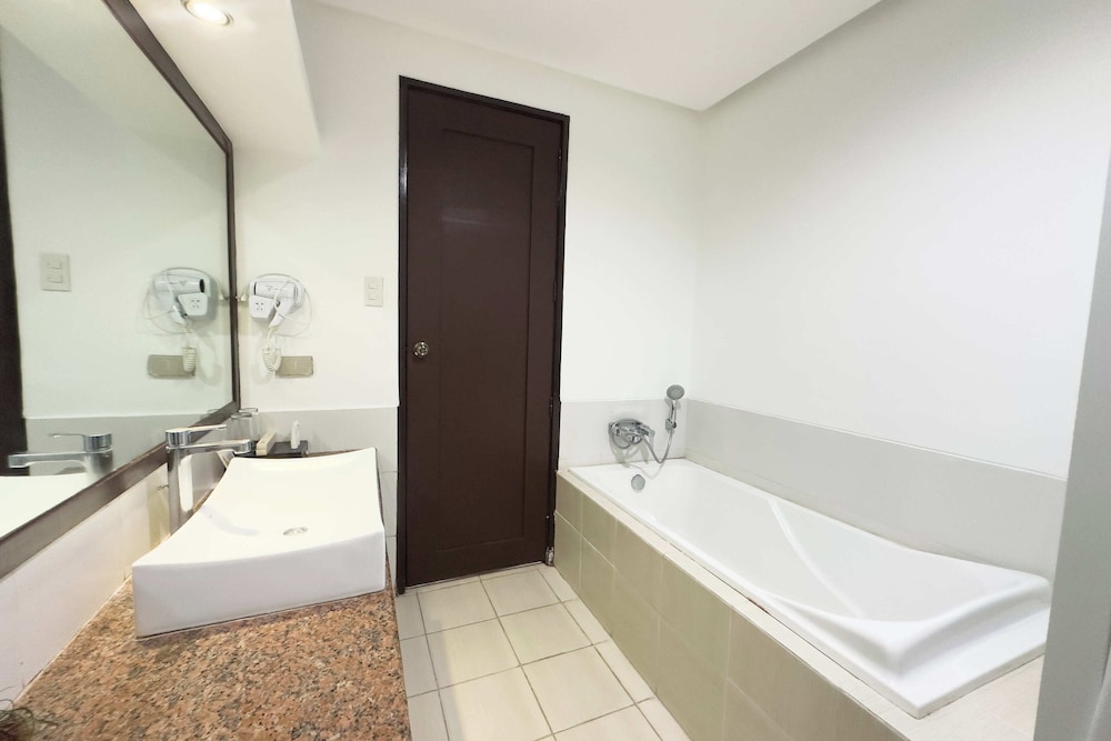 Star Hotel 23/26