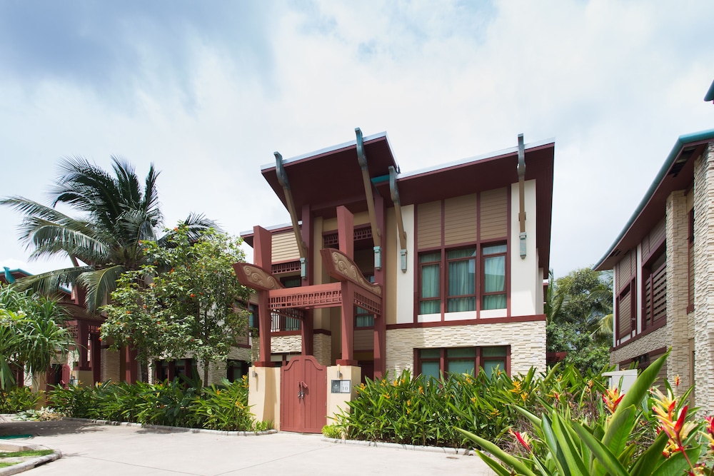 Amatapura Beach Villa 10 5/51