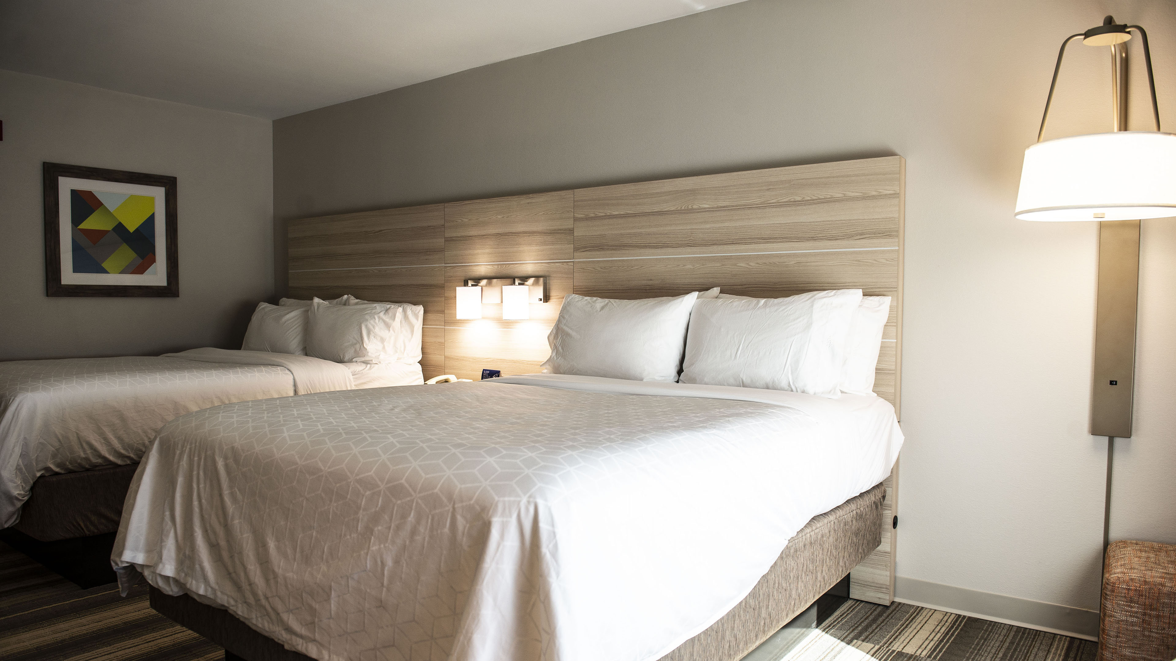 Holiday Inn Express Hotel And Suites Sedalia 28/60
