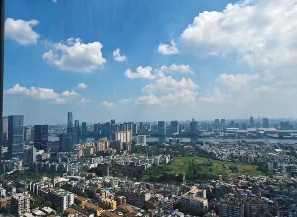 Soluxe Hotel Guangzhou 65/69
