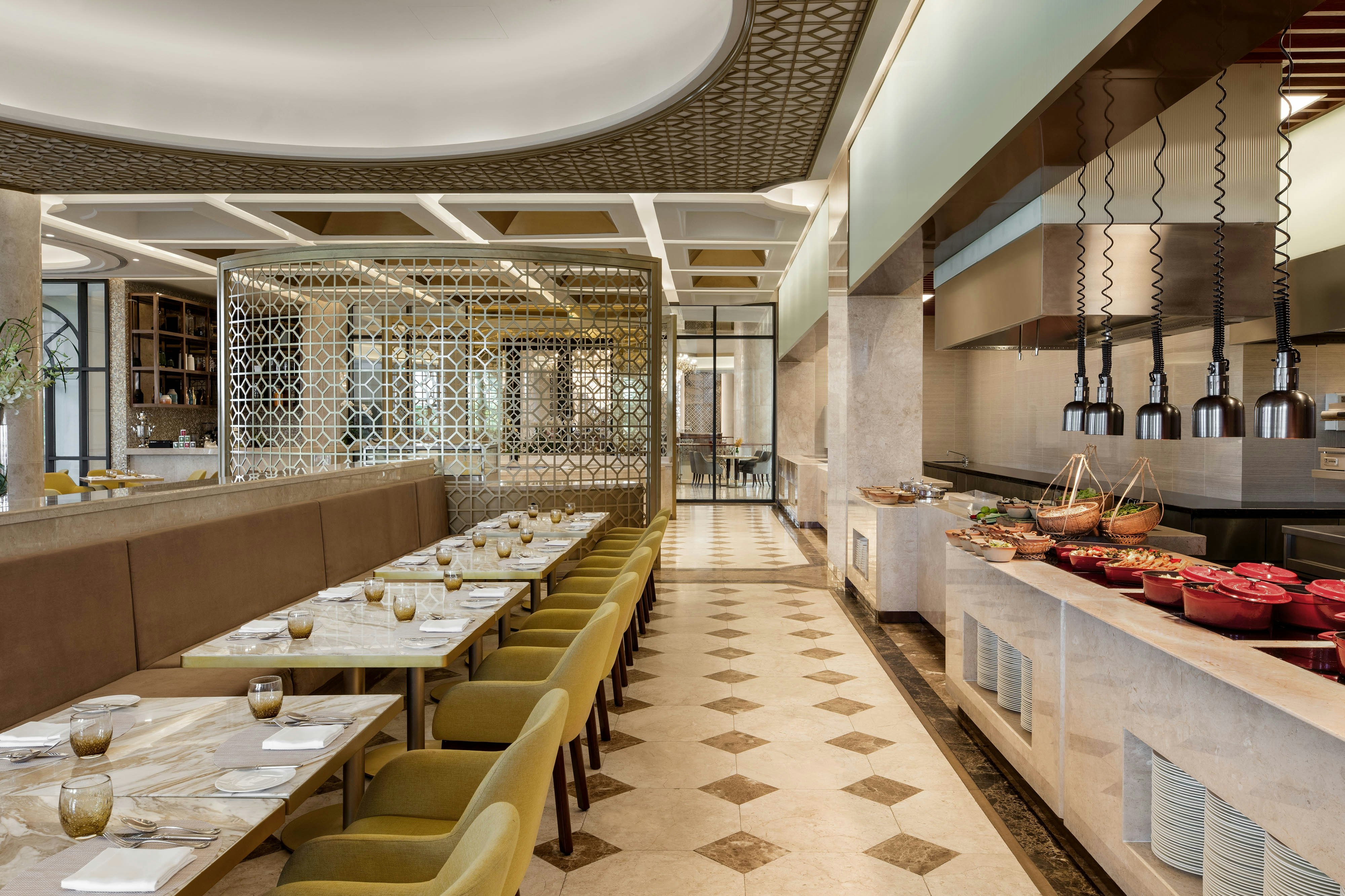 Sheraton Grand Danang Beach Resort and Spa 33/47