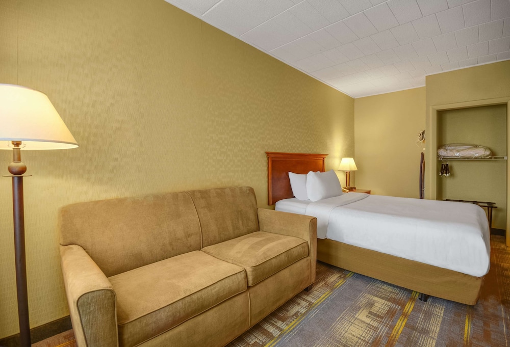 Wyndham Garden York 15/56