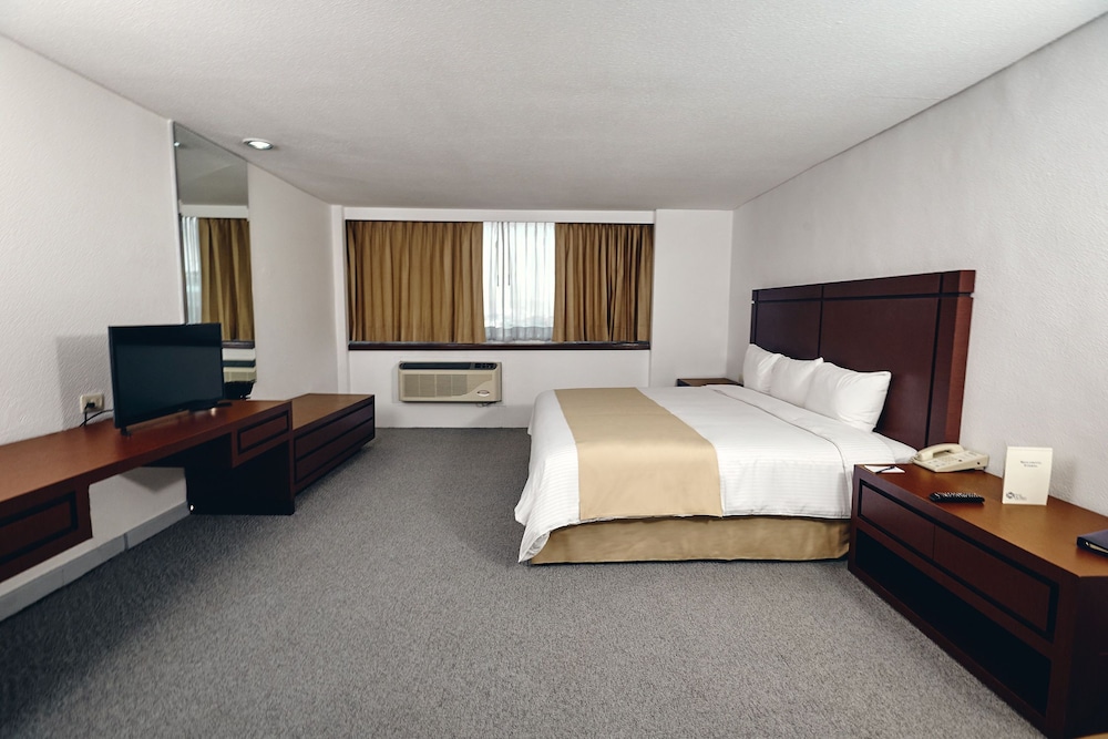 Del Prado Hotel 18/69
