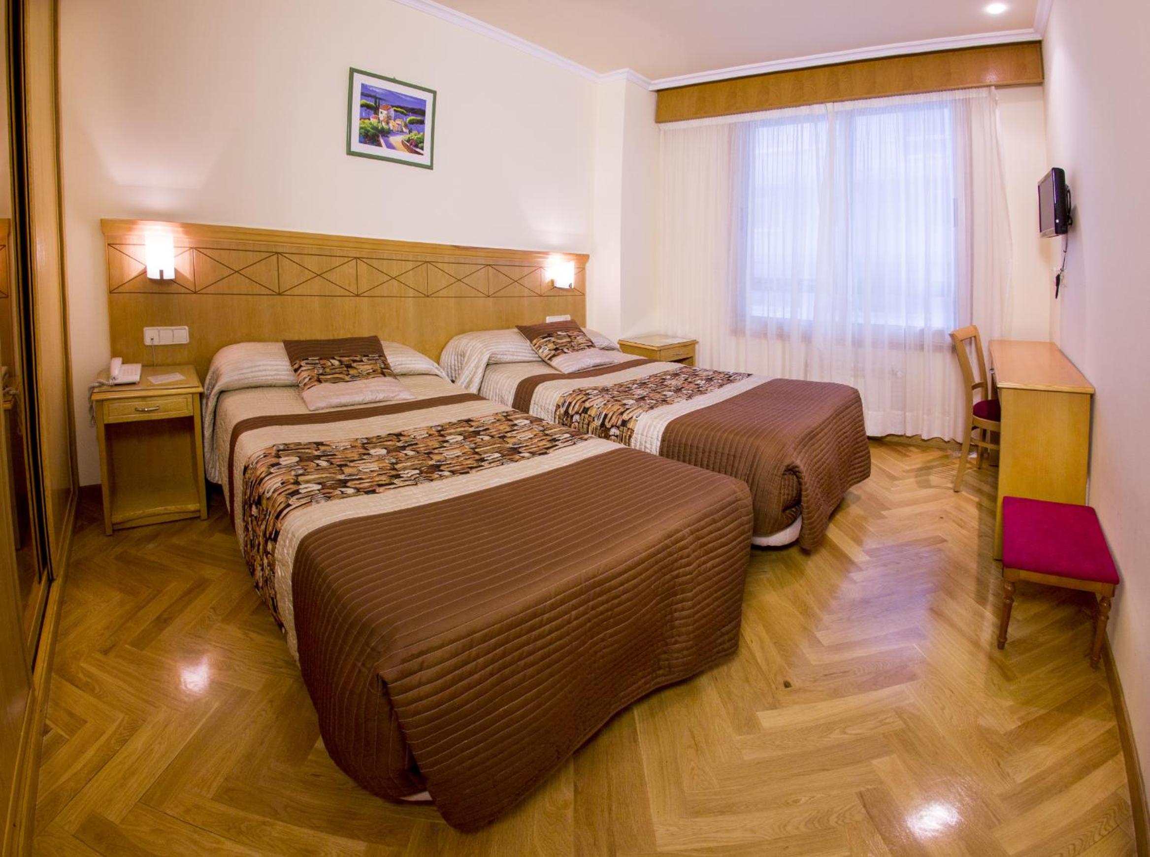 Room, Twin Beds