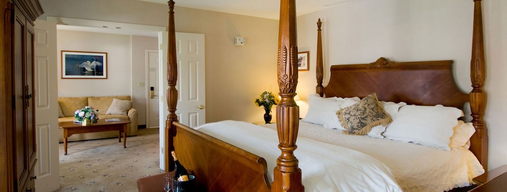 MEADOWMERE RESORT 36/74