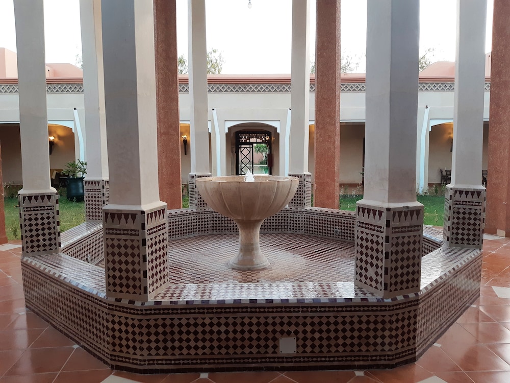 Relais de l Ourika 11/18