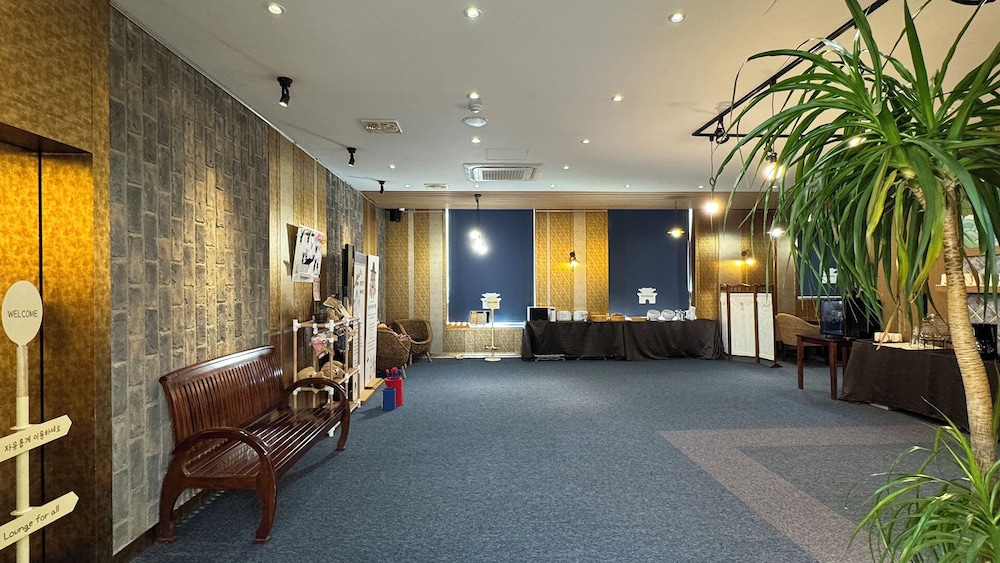 Jeonju Pungnam Family Hotel 33/50