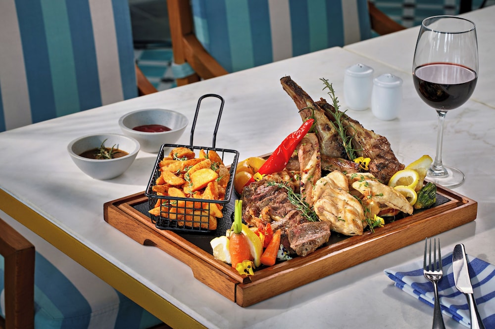 Melia Vinpearl Cam Ranh Beach Resort 57/74