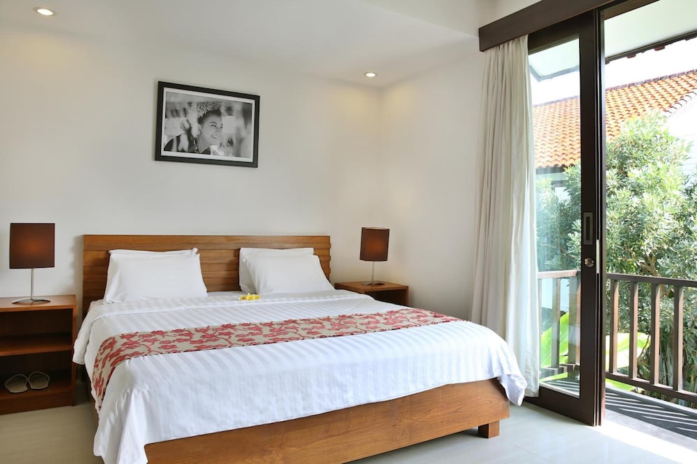 Seminyak Townhouse Bali 4/31