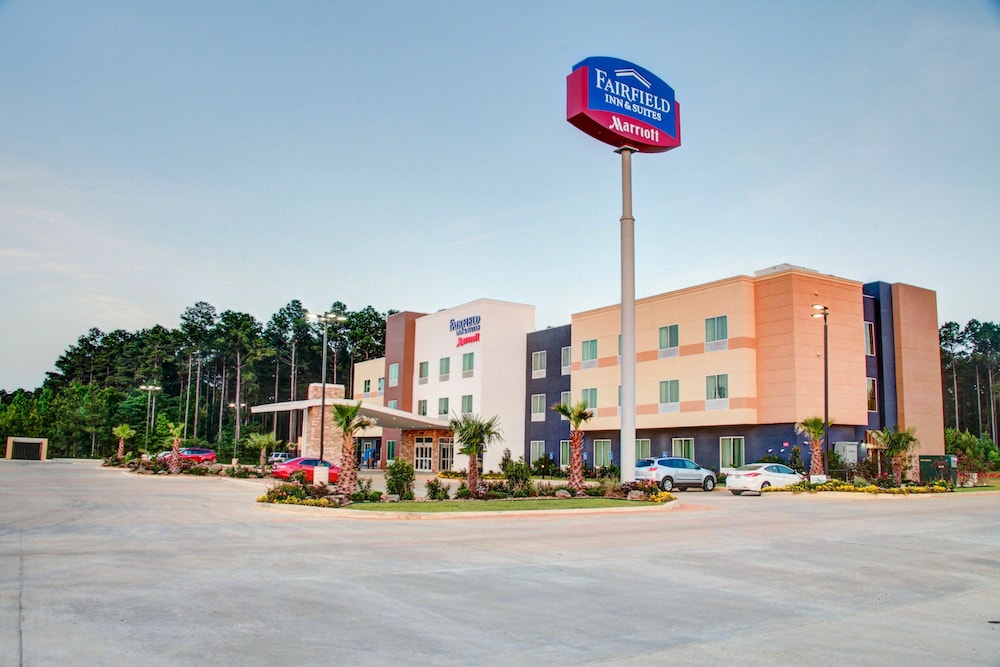 Fairfield Inn Suites Natchitoches 8/40