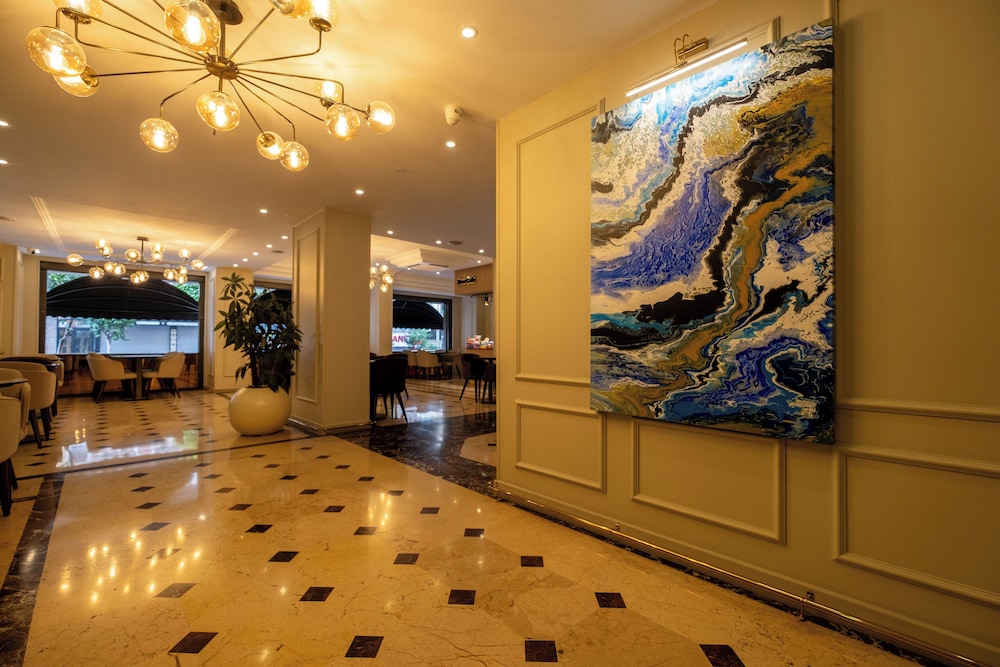 Berr Hotel 10/50