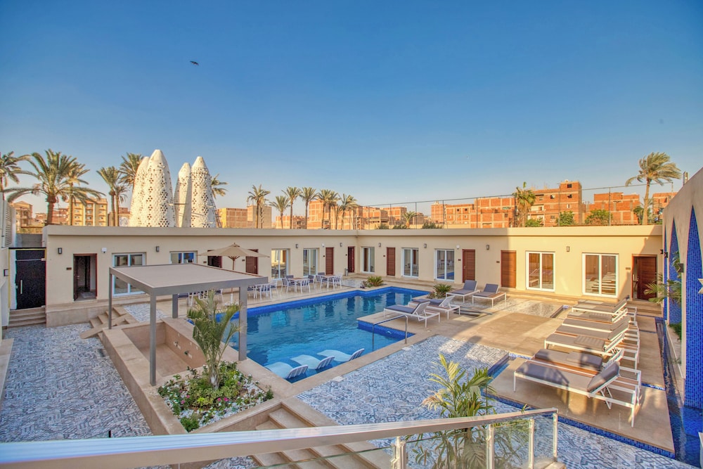 Mazar Pyramids Hotel 43/50