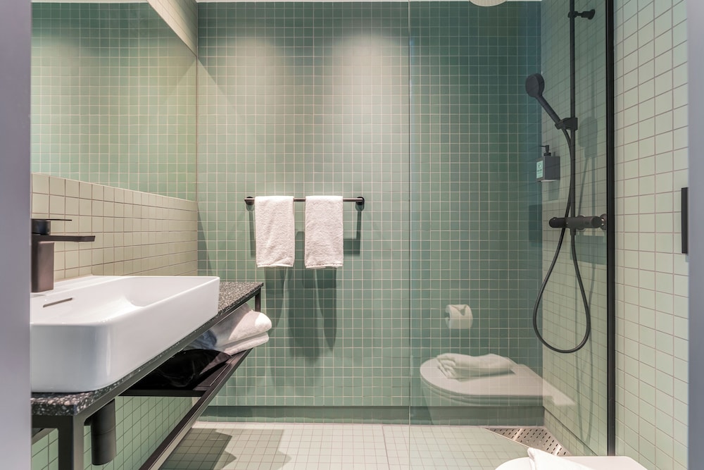 غرفة قياسية بسرير كينج، Comfort Hotel Helsinki Airport 5/6