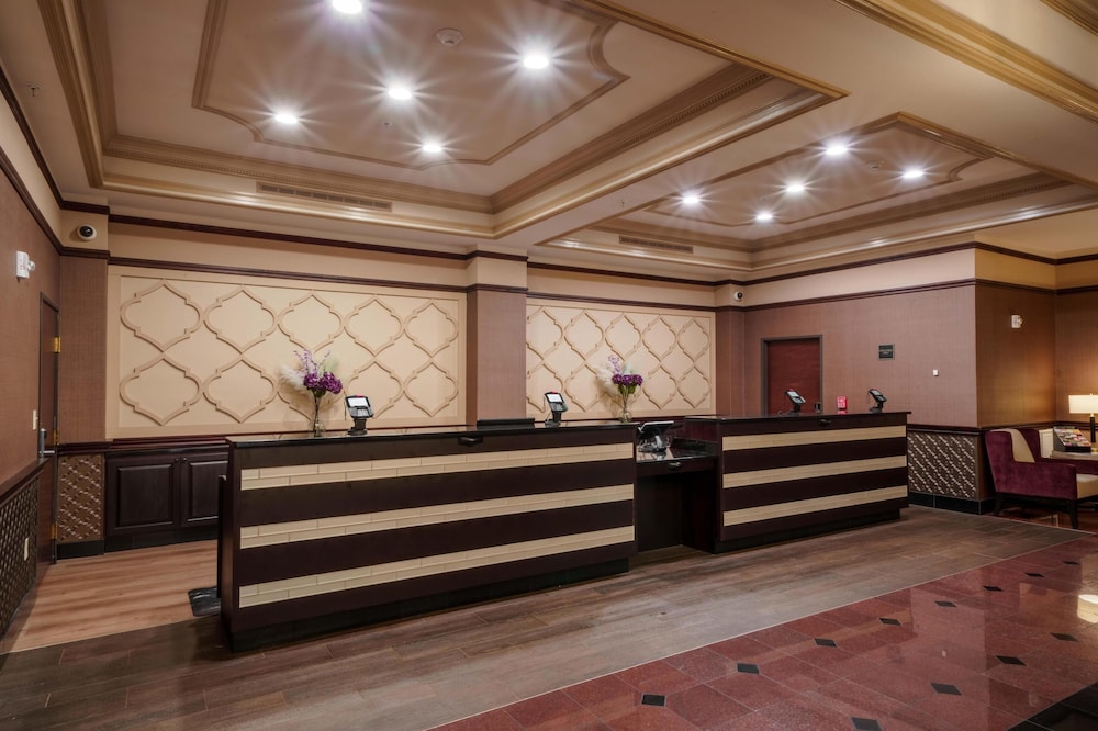 Drury Plaza Hotel New Orleans 3/50